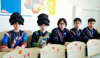 15专候场4